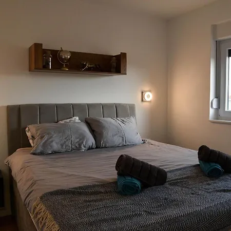 Appartement Nicole - One Bedroom With Balcony *