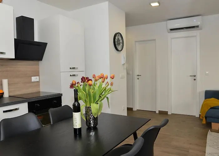 Apartment Nicole - One Bedroom With Balcony