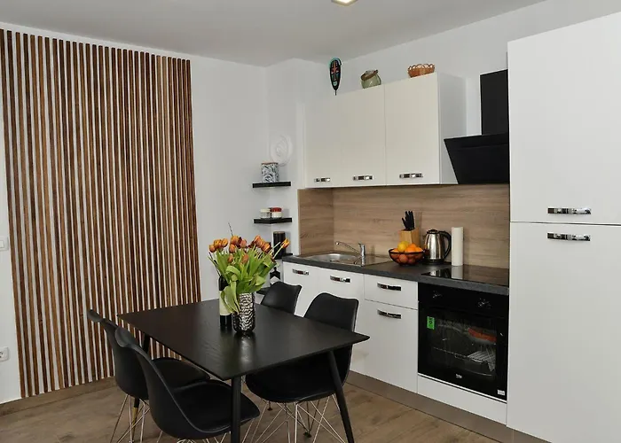 Nicole - One Bedroom With Balcony * Zadar