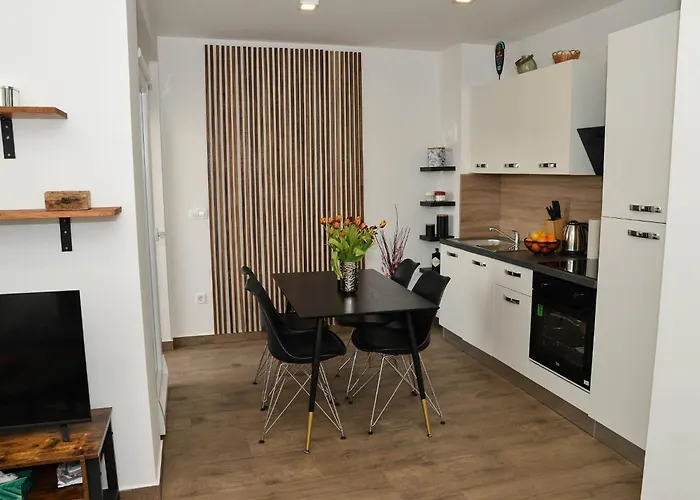 Nicole - One Bedroom With Balcony *